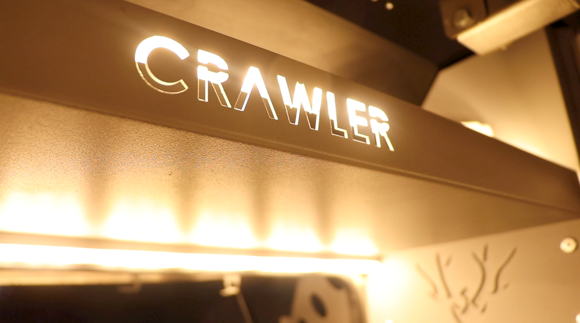 Menknow Crawiler